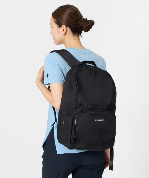 le coq sportif（ルコックスポルティフ）の「【ルコックスポルティフ】通勤通学/PC・タブレットポケット付バックパック(容量：約20L)（バックパック/リュック・メンズ・ベージュ/ブラック/グレー・F）」の4枚目の写真