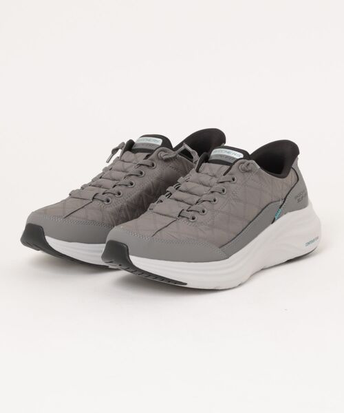 SKECHERS（スケッチャーズ）の「《SKECHERS》CONTOUR FOAM-COZY FIT（スリッポン・レディース・ブラック×ブラック/グレー系その他・25.5cm/26.0cm/26.5cm/27.0cm/27.5cm/28.0cm）」の2枚目の写真