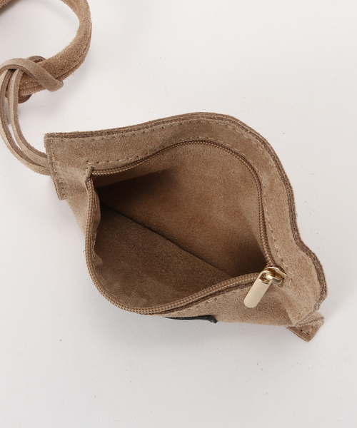 FRAMeWORK（フレームワーク）の「AULENTTI /オウレンティ 別注SUEDEMINI SHOULDER TOTE バッグ（ショルダーバッグ・レディース・イエロー/ネイビー/ベージュ・FREE）」の16枚目の写真