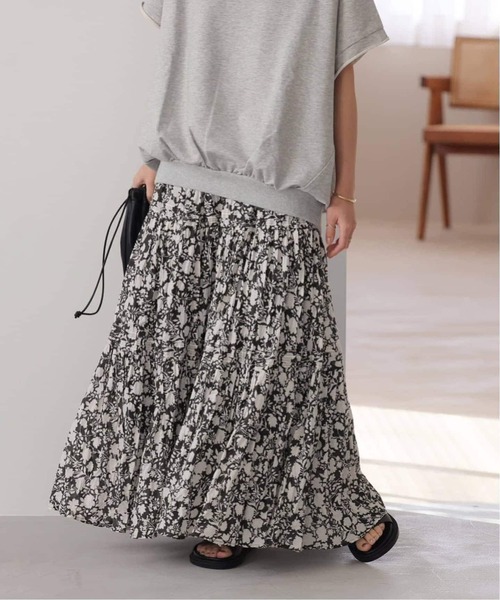 JOURNAL STANDARD relume（ジャーナルスタンダード　レリューム）の「《WEB限定追加 / 新色》コットンボイルクリンクルティアードスカート（柄）（スカート・レディース・サックスブルー/ブラック系その他/グリーン系その他/ブラウン・FREE）」の5枚目の写真