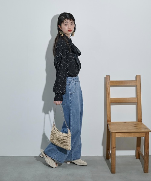 THE YOn（ザヨン）の「チェーンストラップ雑材メッシュバッグ（ハンドバッグ・レディース・ナチュラル/レッド/ブラウン・FREE）」の6枚目の写真