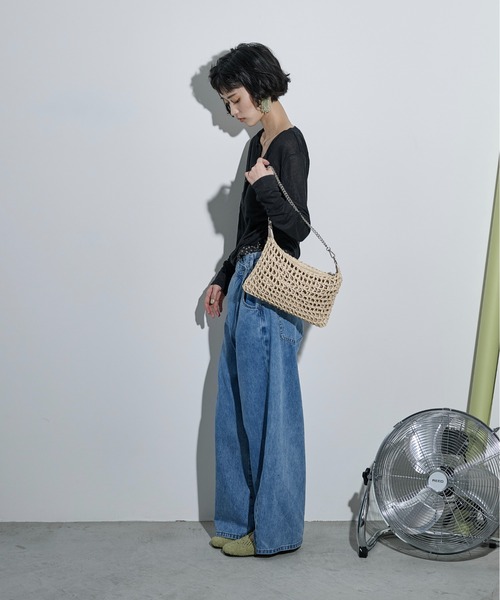 THE YOn（ザヨン）の「チェーンストラップ雑材メッシュバッグ（ハンドバッグ・レディース・ナチュラル/レッド/ブラウン・FREE）」の10枚目の写真