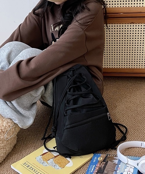 SHEPP（シープ）の「ドローストリング ナイロンバックパック ナップザック（バックパック/リュック・メンズ・グレー/ブラック・F）」の7枚目の写真
