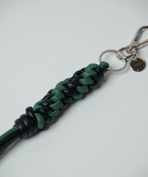 ITTI（イッチ）の「【ITTI】CRISTY FOLD KNOT CHARM / STCOW（キーホルダー・メンズ・ブラック/グレー系その他・FREE）」の13枚目の写真