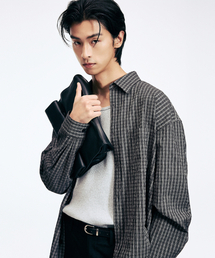 TNGT（ティーエヌジーティー）の「Kinoshita Seersucker Check Shirts (Black) TNSH6E102BK（シャツ/ブラウス）」