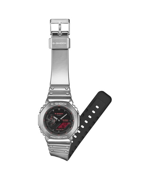 G-SHOCK(ジーショック)の「FINE METALLIC SERIES / GM-2100YRA-8AJF(アナログ腕時計・メンズ・シルバー・FREE)」の2枚目の写真