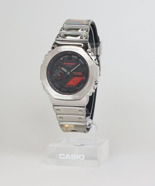 G-SHOCK(ジーショック)の「FINE METALLIC SERIES / GM-2100YRA-8AJF(アナログ腕時計・メンズ・シルバー・FREE)」の6枚目の写真
