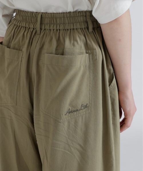 AVIREX(アヴィレックス)の「DESIGN BELT TUCK DETAIL PANTS(その他パンツ・レディース・ブラック/オリーブ/レンガ・F)」の10枚目の写真