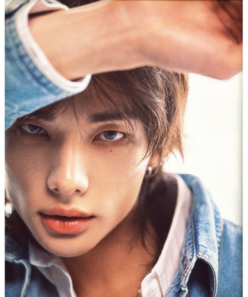 GUESS JEANS（ゲスジーンズ）の「GUESS JEANS Regular Long Sleeves Denim Shirt 長袖シャツ（シャツ/ブラウス・メンズ・ライトインディゴブルー・X-LARGE/LARGE/MEDIUM/SMALL）」の2枚目の写真