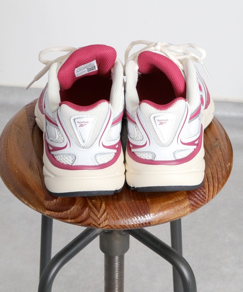 Reebok(リーボック)の「【REEBOK】 BELWAVE(スニーカー・レディース・ホワイト・L/M)」の4枚目の写真