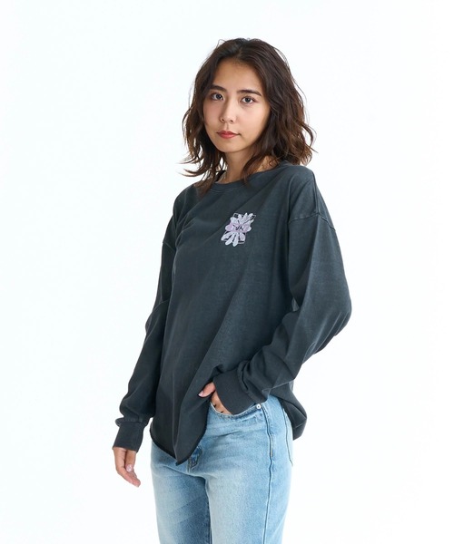 ROXY（ロキシー）の「ROXY ウィメンズ ALL NEED IN LIFE ロンT 【2026年春夏モデル】/ロキシーフラワーモチーフバックプリントラウンドヘム長袖ロンT（Tシャツ/カットソー・レディース・ベージュ/ブラック/ナチュラル/グレー・SMALL/LARGE/MEDIUM）」の20枚目の写真