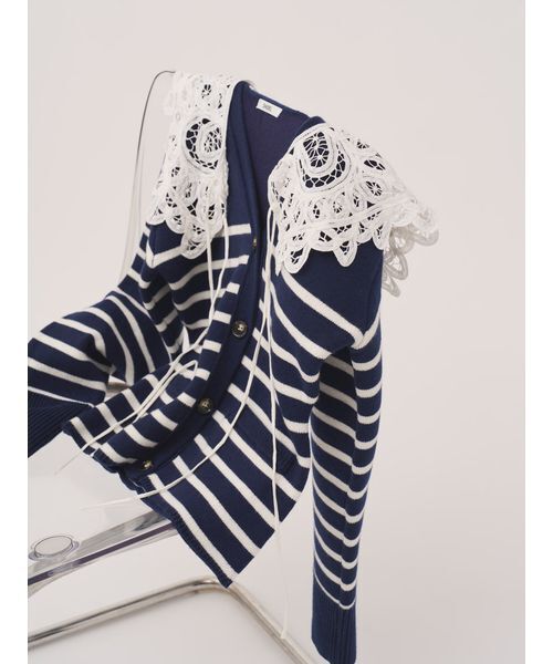 SNIDEL(スナイデル)の「バテンレースカラーニットカーディガン(カーディガン/ボレロ・レディース・グレー/オフホワイト/その他・F)」の5枚目の写真