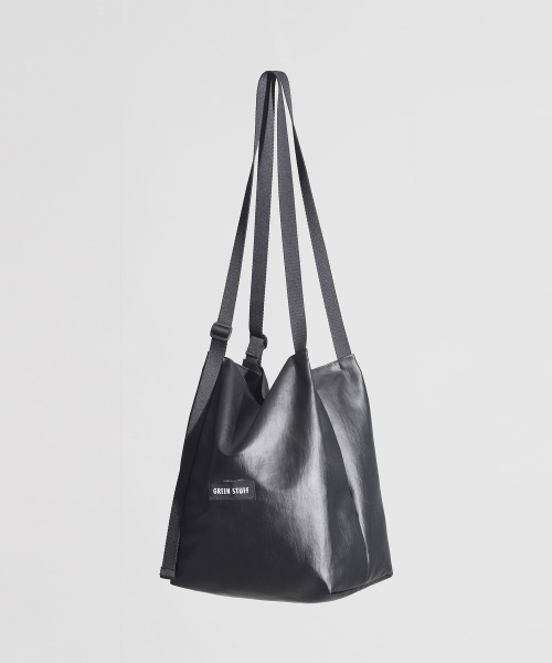 GREEN STUFF（グリーンスタッフ）の「doer bag 69 - matte stone black M（ショルダーバッグ・レディース・その他・FREE）」の4枚目の写真