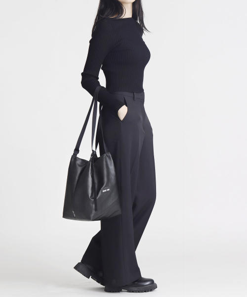 GREEN STUFF（グリーンスタッフ）の「doer bag 69 - matte stone black M（ショルダーバッグ・レディース・その他・FREE）」の8枚目の写真