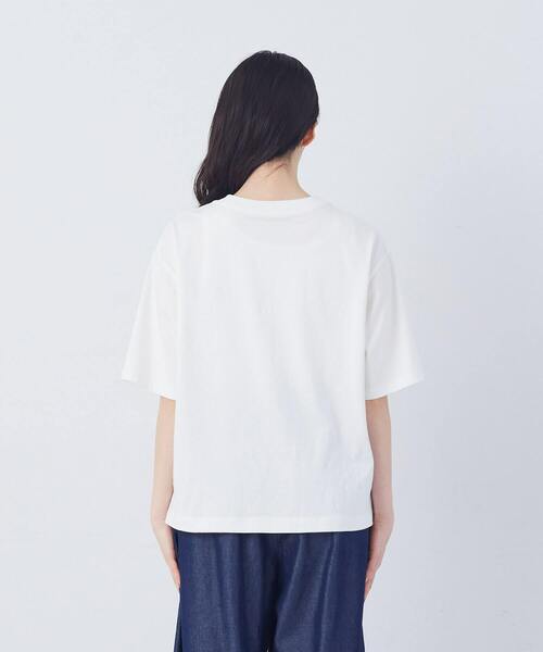 conges payes ADIEU TRISTESSE(コンジェ ペイエ アデュートリステス)の「ベジタブルプリントTシャツ(Tシャツ/カットソー・レディース・オフホワイト/ブラウン/ベージュ・FREE)」の13枚目の写真