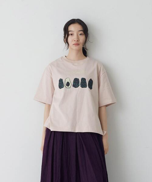 conges payes ADIEU TRISTESSE(コンジェ ペイエ アデュートリステス)の「ベジタブルプリントTシャツ(Tシャツ/カットソー・レディース・オフホワイト/ブラウン/ベージュ・FREE)」の18枚目の写真