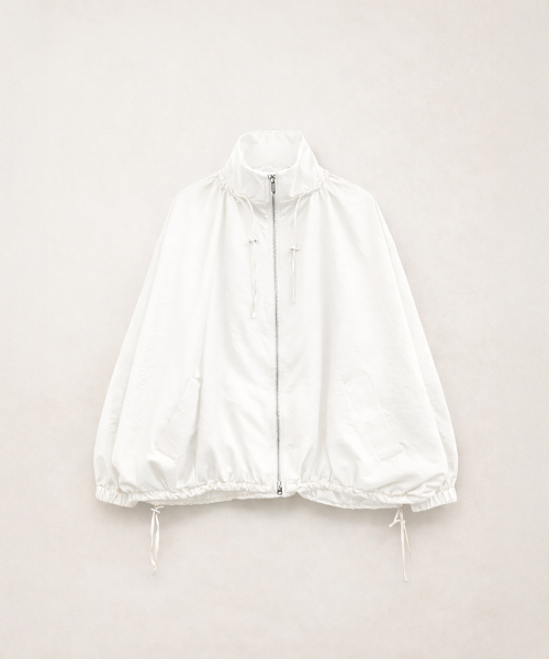 320SHOWROOM(320ショールーム)の「Glossy Shirring String Jacket White(ナイロンジャケット・レディース・ホワイト・FREE)」の3枚目の写真