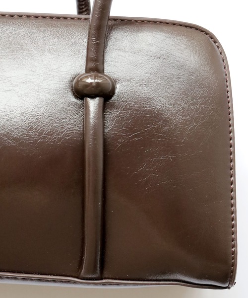 Crisp(クリスプ)の「2wayナローハンドルスクエアバッグ(ショルダーバッグ・レディース・ダークブラウン/ブラック・FREE)」の19枚目の写真