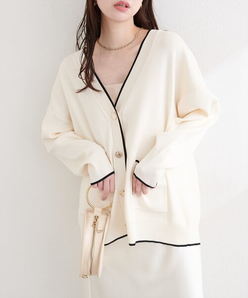 natural couture（ナチュラルクチュール）の「Vネックポケ付きミドルカーディガン（カーディガン/ボレロ・レディース・ネイビー/ラベンダー/ベージュ/オフホワイト・FREE）」の7枚目の写真