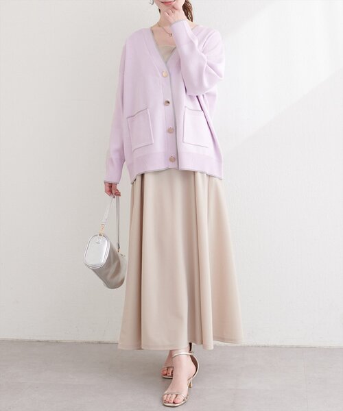 natural couture（ナチュラルクチュール）の「Vネックポケ付きミドルカーディガン（カーディガン/ボレロ・レディース・ネイビー/ラベンダー/ベージュ/オフホワイト・FREE）」の13枚目の写真