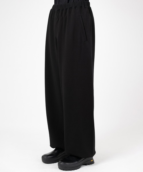 LAD MUSICIAN(ラッドミュージシャン)の「24G LOOP BACK CLOTH STRAIGHT PANTS(スウェットパンツ・メンズ・ブラック・42/46/44)」の5枚目の写真
