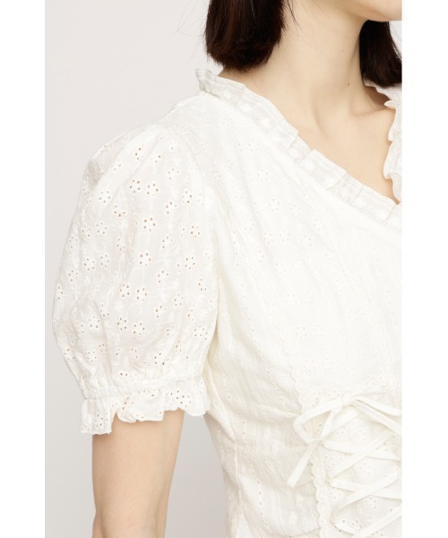 SLY(スライ)の「COTTON LACE LACE UP BL コットンレースレースアップブラウス 春服 夏服(シャツ/ブラウス・レディース・オフホワイト/ライトブルー/ブラック・FREE)」の13枚目の写真
