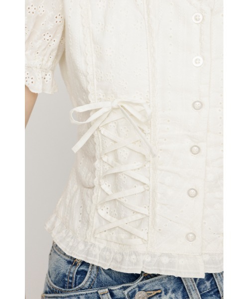 SLY(スライ)の「COTTON LACE LACE UP BL コットンレースレースアップブラウス 春服 夏服(シャツ/ブラウス・レディース・オフホワイト/ライトブルー/ブラック・FREE)」の14枚目の写真