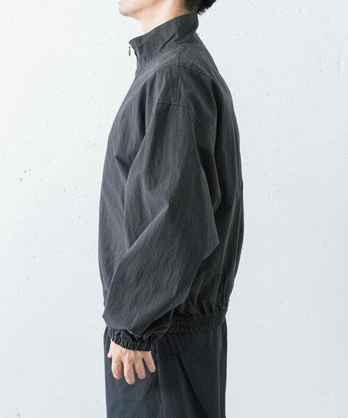 ANOTHER OFFICE(アナザー オフィス)の「ANOTHER OFFICE LIBRARY TRACK JACKET(ブルゾン・メンズ・チャコールグレー・3/2)」の3枚目の写真