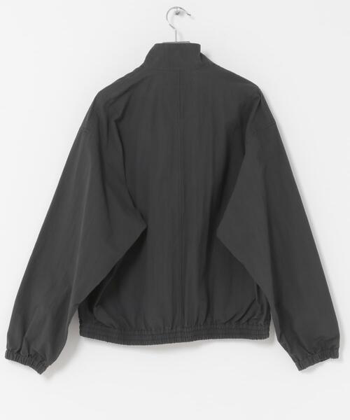 ANOTHER OFFICE(アナザー オフィス)の「ANOTHER OFFICE LIBRARY TRACK JACKET(ブルゾン・メンズ・チャコールグレー・3/2)」の9枚目の写真