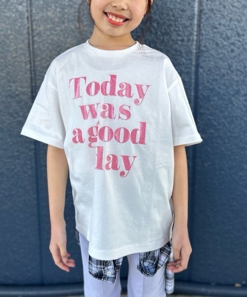 Right-on(ライトオン)の「VIVIAN BLUE(ヴィヴィアンブルー)ロゴプリントTシャツ(Tシャツ/カットソー・キッズ・ブラック/ホワイト・110/120/130/140/150/160)」の13枚目の写真