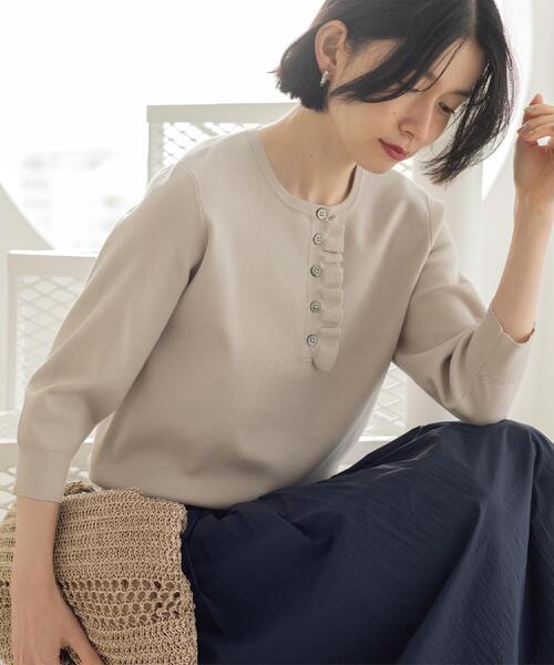 OPAQUE.CLIP（オペークドットクリップ）の「フリルヘンリーネックニット【洗濯機OK/抗ピル】（ニット/セーター・レディース・ライトグレー/ホワイト/ライトブルー/イエロー系その他/ブラック・40/38/36/42）」の4枚目の写真