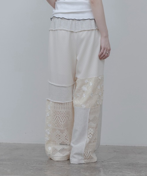 Eimee Law（エイミーロウ）の「4TEX切替リラックスパンツ（その他パンツ・レディース・オフホワイト/ベージュ系/ブラック・FREE）」の15枚目の写真