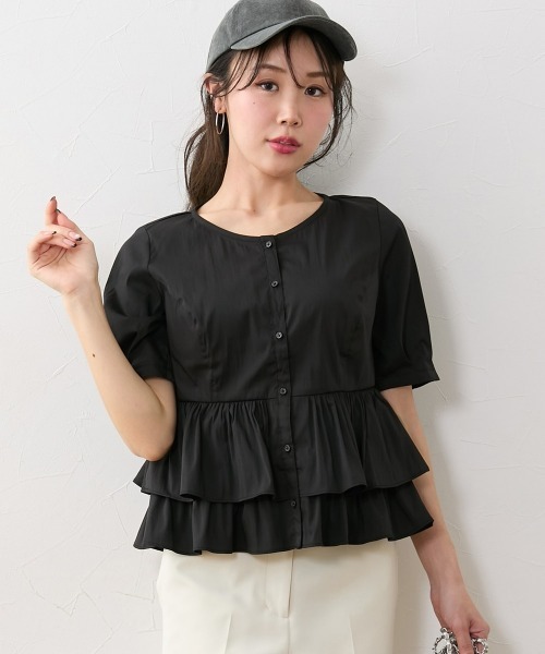 Nissen glamor(ニッセングラマー)の「【大きい胸専用】るなさんコラボ 2WAYぺプラムブラウス(シャツ/ブラウス・レディース・ホワイト/ブラック/ライトイエロー・M/L/LL/S)」の2枚目の写真