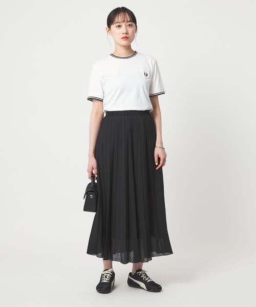 FRED PERRY（フレッドペリー）の「【WEB限定】＜FRED PERRY＞ツインティップ Tシャツ（Tシャツ/カットソー・レディース・ブラック/ホワイト/ネイビー・S）」の9枚目の写真