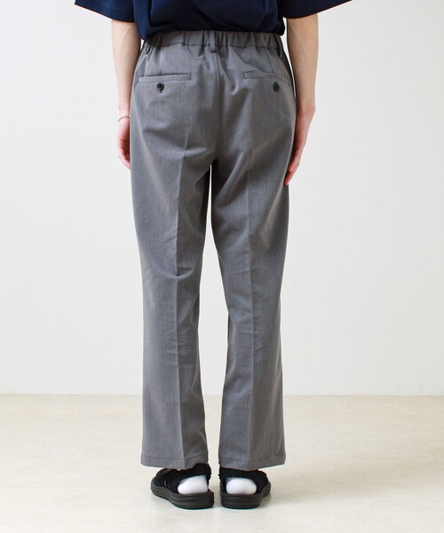 GLOSTER（グロスター）の「【美シルエット】ミディアムストレート フレアパンツ（その他パンツ・メンズ・チャコールグレー/ブラック/グレイッシュベージュ・L/M/S）」の13枚目の写真
