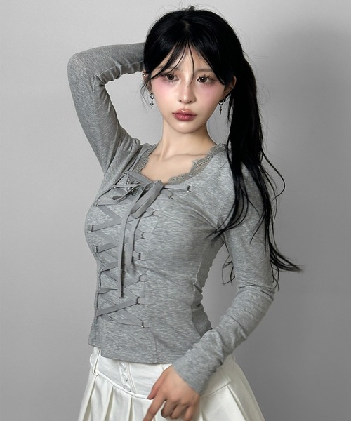 FOLLOWIN（フォロウィン）の「3color/フロントレースアップトップス（Tシャツ/カットソー・レディース・ホワイト/グレー/ブラック・FREE）」の11枚目の写真