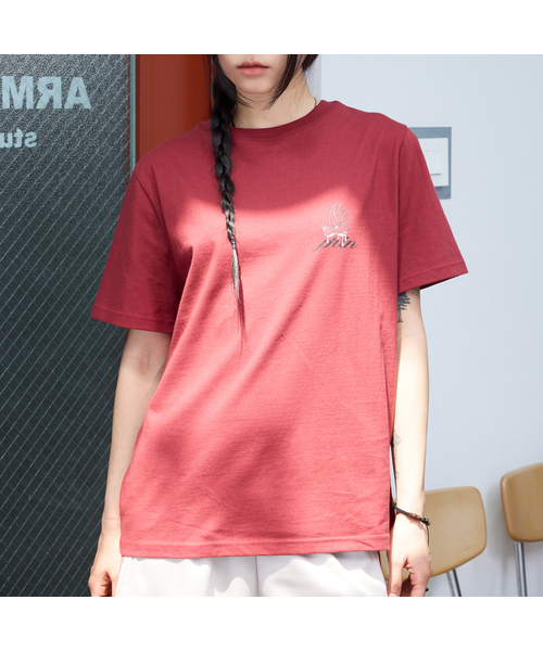 PORTERNA(ポルテナ)の「CHERRY GRAPHIC SHORT SLEEVE T-SHIRT-4COLOR(Tシャツ/カットソー・レディース・チャコールグレー/Beige/アイボリー/レッド・OS)」の4枚目の写真