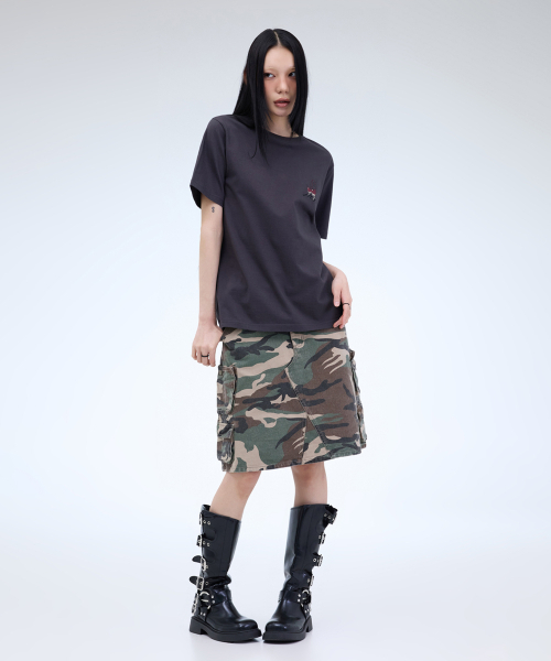 PORTERNA(ポルテナ)の「CHERRY GRAPHIC SHORT SLEEVE T-SHIRT-4COLOR(Tシャツ/カットソー・レディース・チャコールグレー/Beige/アイボリー/レッド・OS)」の10枚目の写真