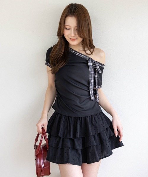 clear（クリア）の「チェックリボンワンショル半袖カットソー［骨格ウェーブ/韓国ファッション/Y2K］（Tシャツ/カットソー・レディース・アイボリー/ブラック・F）」の4枚目の写真