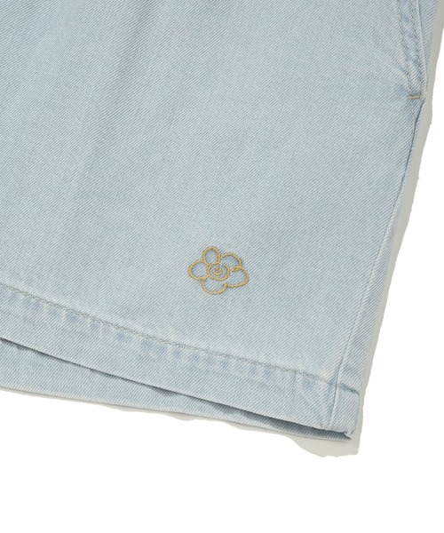 Wacky WiLLy(ワッキーウィリー)の「WOMEN'S LOW ONS DENIM SHORTS (SET)(デニムパンツ・レディース・ライトブルー/ブルー・SMALL/MEDIUM)」の6枚目の写真