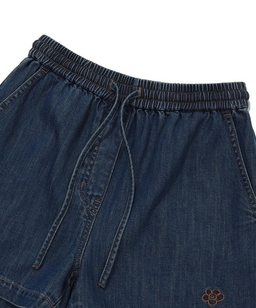 Wacky WiLLy(ワッキーウィリー)の「WOMEN'S LOW ONS DENIM SHORTS (SET)(デニムパンツ・レディース・ライトブルー/ブルー・SMALL/MEDIUM)」の10枚目の写真