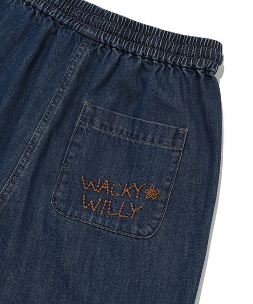 Wacky WiLLy(ワッキーウィリー)の「WOMEN'S LOW ONS DENIM SHORTS (SET)(デニムパンツ・レディース・ライトブルー/ブルー・SMALL/MEDIUM)」の12枚目の写真