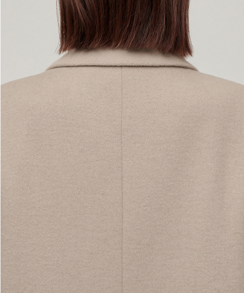 MUSINSA STANDARD WOMAN（ムシンサスタンダードウーマン）の「ウィメンズカシミヤブレンドオーバーショルダーシングルコート[ベージュ]（チェスターコート・レディース・その他・LARGE）」の6枚目の写真
