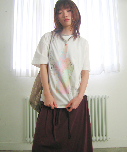 NICE GHOST CLUB(ナイスゴーストクラブ)の「RAINBOW FINGER TEE_WHITE(NG2GMUT514A)(Tシャツ/カットソー・レディース・ホワイト・SMALL/MEDIUM/LARGE)」の2枚目の写真