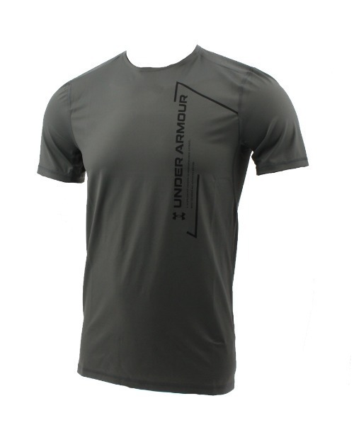 UNDER ARMOUR(アンダーアーマー)の「【別注】アンダーアーマー UAクール フィッティド グラフィック ショートスリーブ Tシャツ 限定コラボ(Tシャツ/カットソー・メンズ・ブラック/グレー・S/M/L/LL/3L)」の1枚目の写真