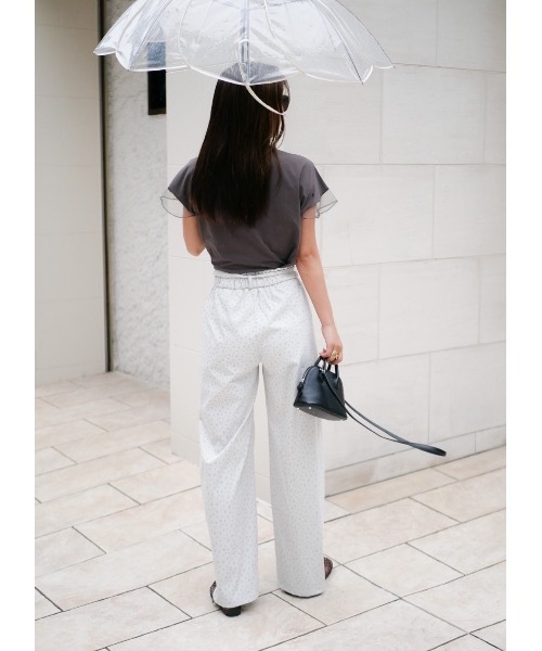 BeBeoD(べベッド)の「フラワーリボンタックパンツ(その他パンツ・レディース・ネイビー/ピンク/ベージュ・フリー)」の5枚目の写真