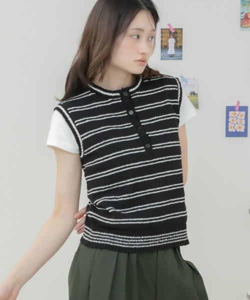HEILIS（ヘイリス）の「ボーダーニットタンクトップ / ニットタンクトップ ニットベスト ボーダーニット ボーダートップス ノースリーブトップス ヘンリーネック フロントボタン レイヤードトップス サマーニット 春服 夏服 秋服 カジュアル フレンチカジュアル 韓国 大人カジュアル デイリー（タンクトップ・レディース・ブラック/グレー/アイボリー・FREE）」の13枚目の写真
