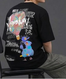 バックグラフィックアートプリント半袖Tシャツ／フロントロゴカットソー