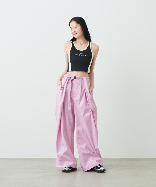 NIKE(ナイキ)の「ナイキ スポーツウェア ウィメンズ タイト グラフィック タンクトップ / Nike Sportswear Women's Tight Graphic Tank Top IF0553-010 Black(タンクトップ・レディース・ブラック・XL/XS/S/M/L)」の9枚目の写真