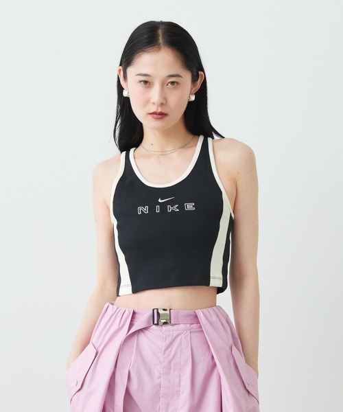 NIKE(ナイキ)の「ナイキ スポーツウェア ウィメンズ タイト グラフィック タンクトップ / Nike Sportswear Women's Tight Graphic Tank Top IF0553-010 Black(タンクトップ・レディース・ブラック・XL/XS/S/M/L)」の6枚目の写真